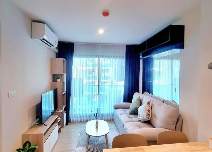 Apartment 1 ห้องนอน ใกล้บีทีเอสอ่อนนุช สายสีเขียว ที่นอนking Size วิวสระว่ายน้ำ *