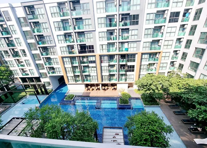 1 ห้องนอน ใกล้บีทีเอสอ่อนนุช สายสีเขียว ที่นอนking Size วิวสระว่ายน้ำ